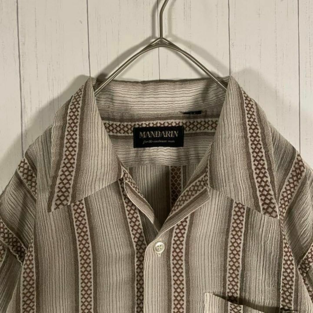 VINTAGE(ヴィンテージ)の[古着]ビンテージ　半袖　シャツ　太ストライプ　オープンカラー　茶色　白　レトロ メンズのトップス(シャツ)の商品写真