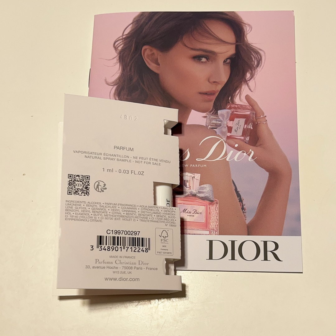 Christian Dior(クリスチャンディオール)のMiss Dior✨パルファン 1ml コスメ/美容の香水(香水(女性用))の商品写真