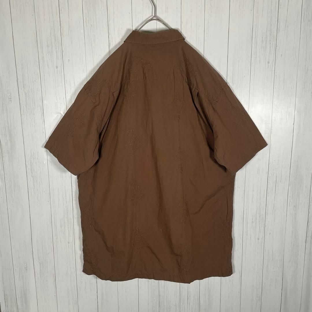 GAP(ギャップ)の[古着]GAP　半袖　シャツ　花柄刺繍　オールド　オーバーサイズ　茶色　レトロ メンズのトップス(シャツ)の商品写真