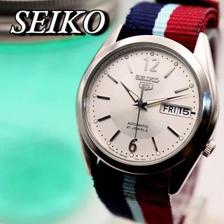 極美品 SEIKO 5 デイト 自動巻き ラウンド シルバー 腕時計 717(腕時計(アナログ))