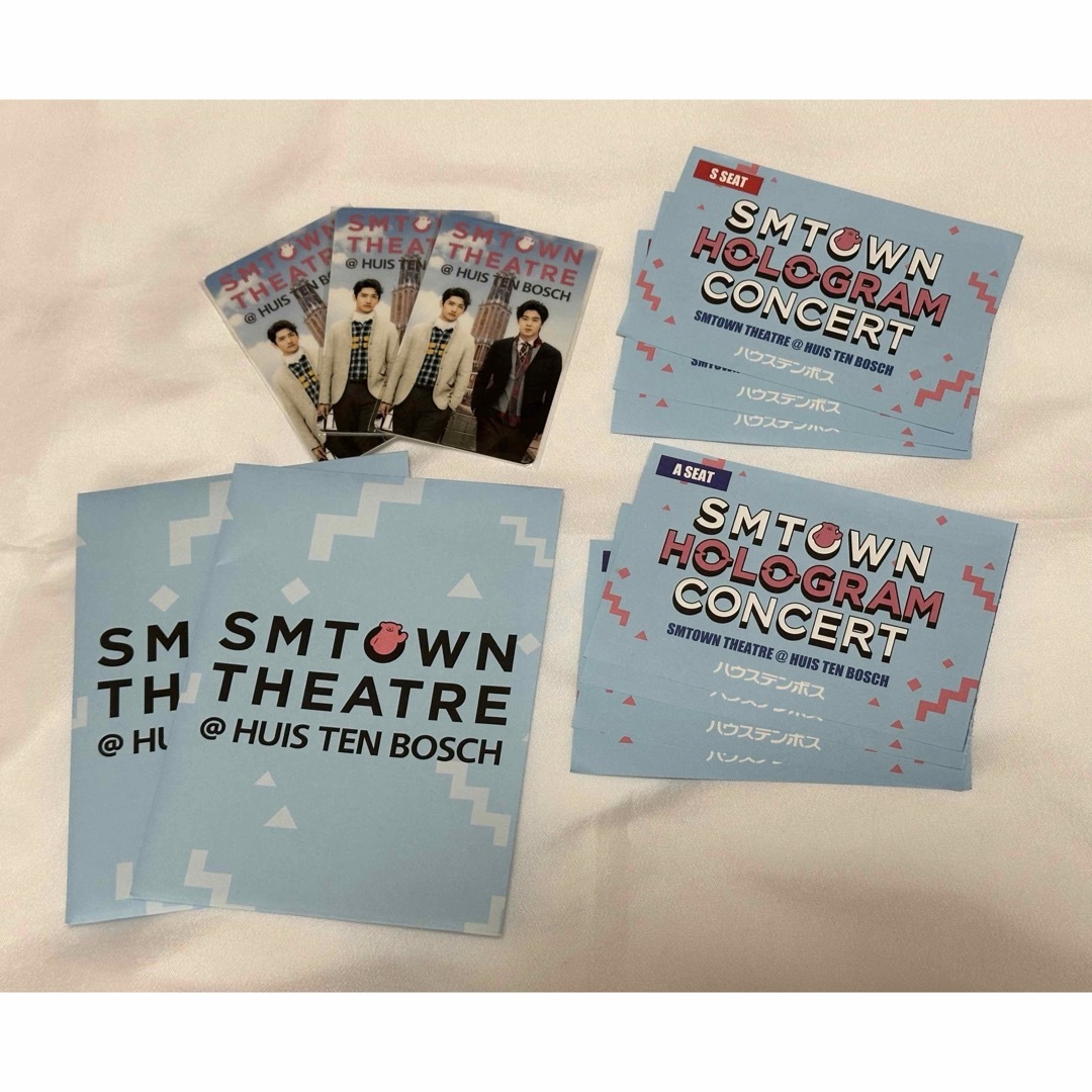 SMTOWN THEATRE ハウステンボス 特典カード&使用済みチケット エンタメ/ホビーのタレントグッズ(アイドルグッズ)の商品写真