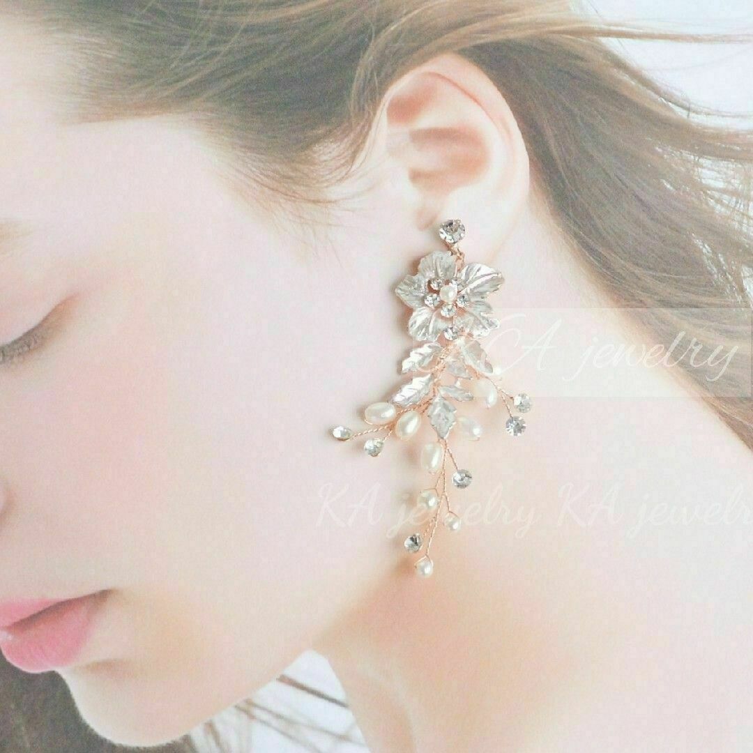 ❀2点セット❀ヘッドドレス&イヤリングローズゴールドヘアアクセサリーウェディング レディースのヘアアクセサリー(その他)の商品写真