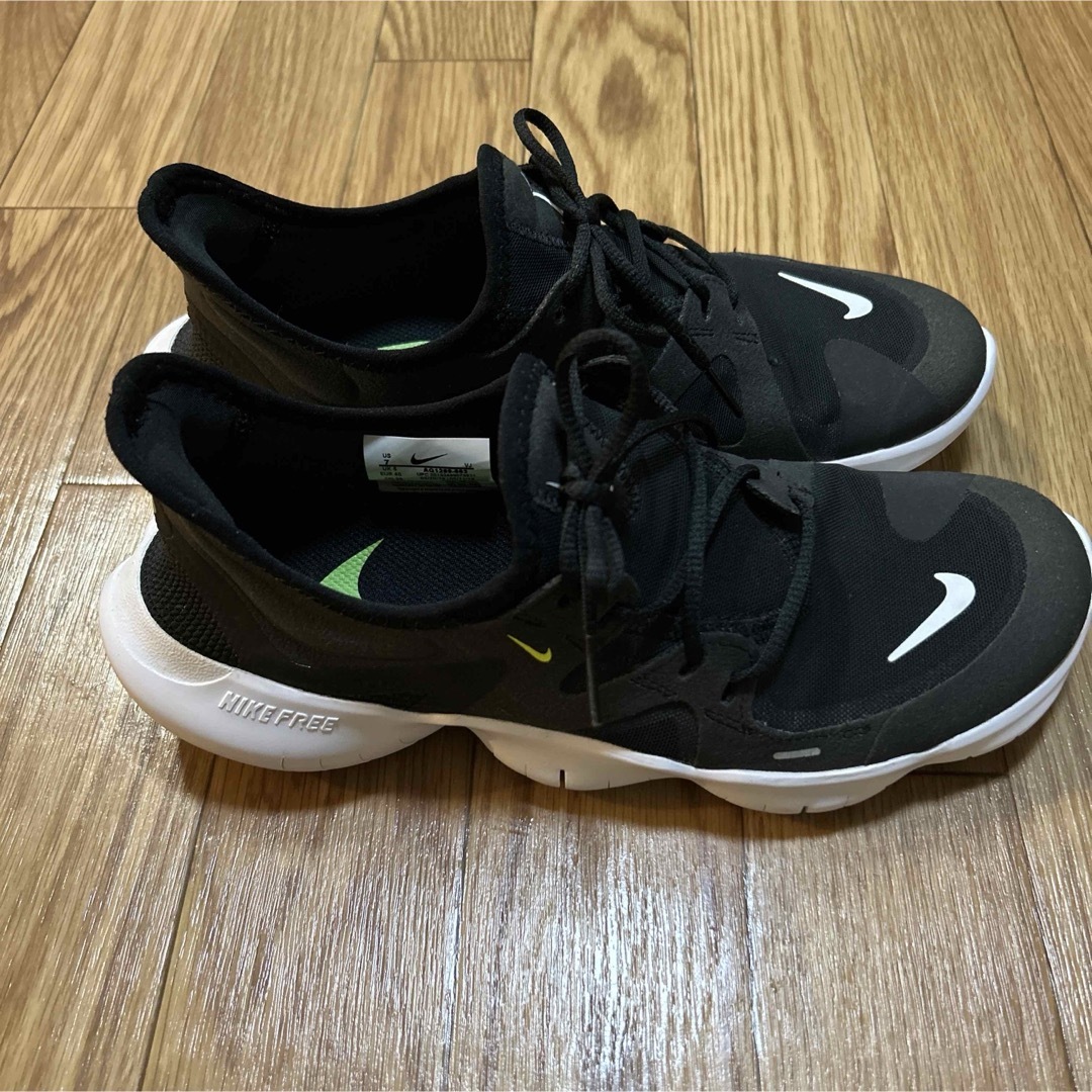 NIKE(ナイキ)のNIKE フリーラン5.0 AQ1289-003 25cm メンズの靴/シューズ(その他)の商品写真