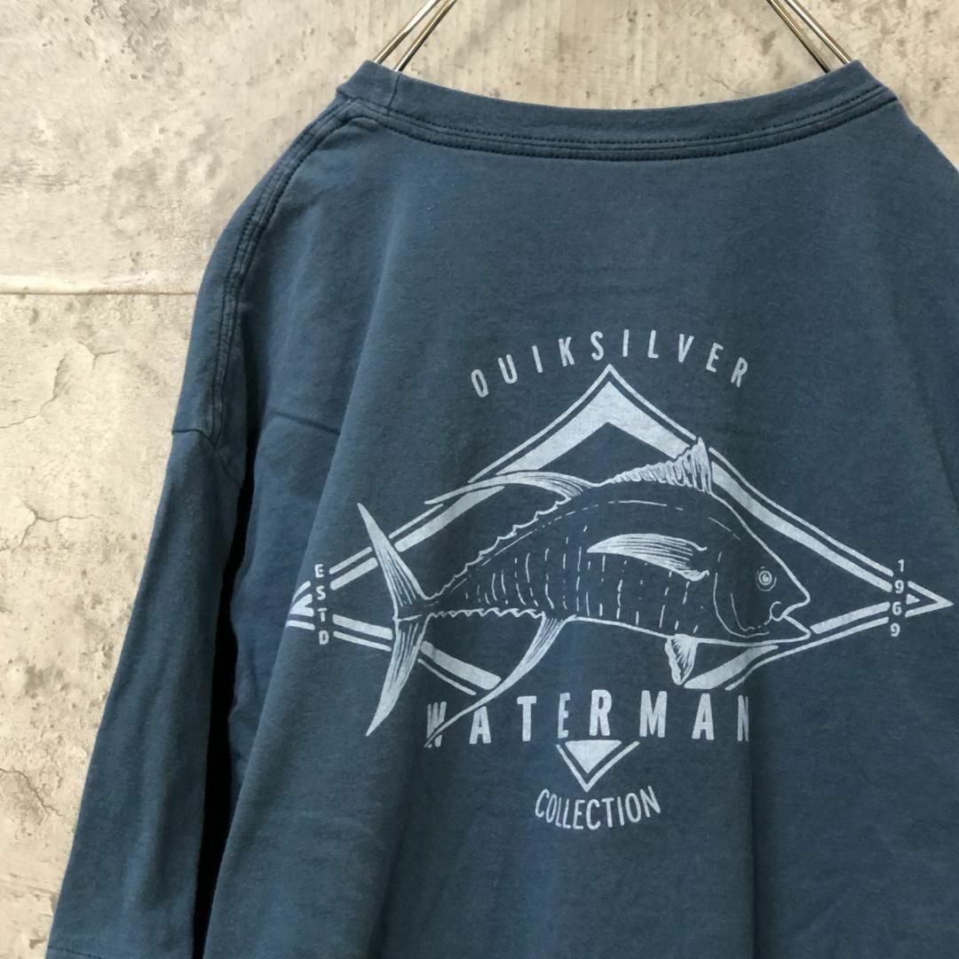 QUIKSILVER(クイックシルバー)の【Quiksilver】 サカナ バックプリント ワンポイント Tシャツ メンズのトップス(Tシャツ/カットソー(半袖/袖なし))の商品写真