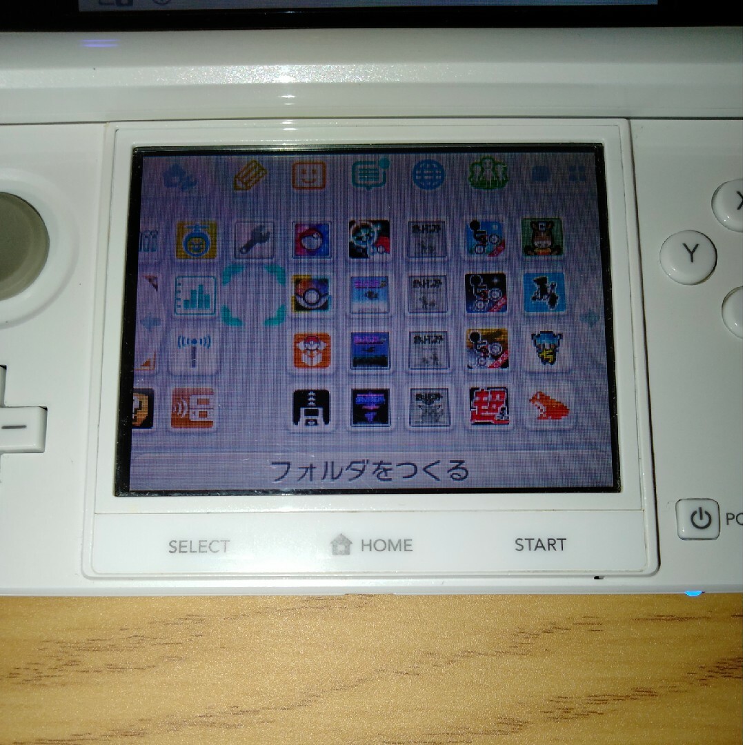 ニンテンドー3DS ホワイト ポケモンバンク ポケムーバー エンタメ/ホビーのゲームソフト/ゲーム機本体(携帯用ゲーム機本体)の商品写真