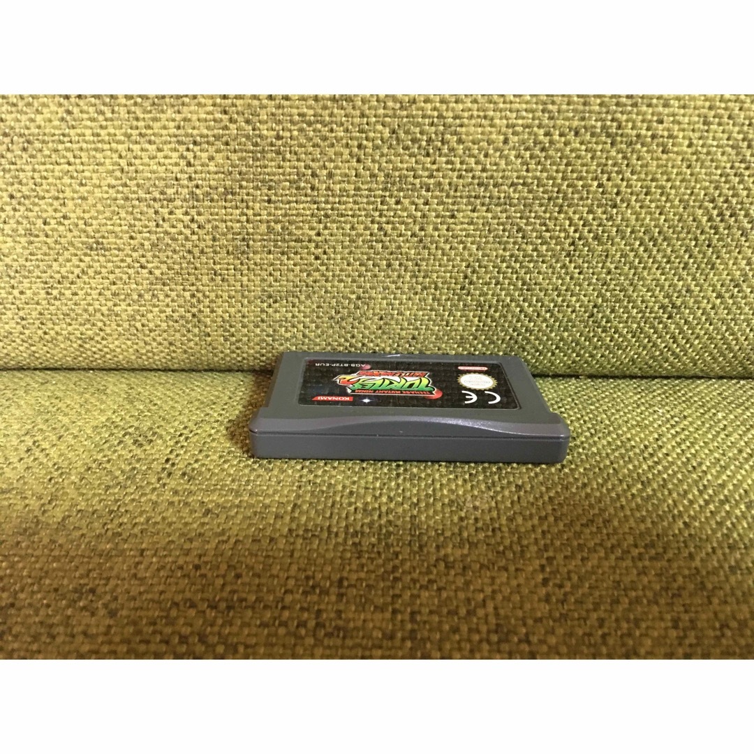 KONAMI(コナミ)の正規品　TMNT2 GBA タートルズ エンタメ/ホビーのゲームソフト/ゲーム機本体(PCゲームソフト)の商品写真