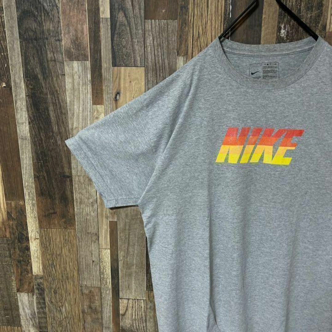 NIKE(ナイキ)のナイキ プリント メンズ グレー XL ゆるダボ 古着 90s 半袖 Tシャツ メンズのトップス(Tシャツ/カットソー(半袖/袖なし))の商品写真