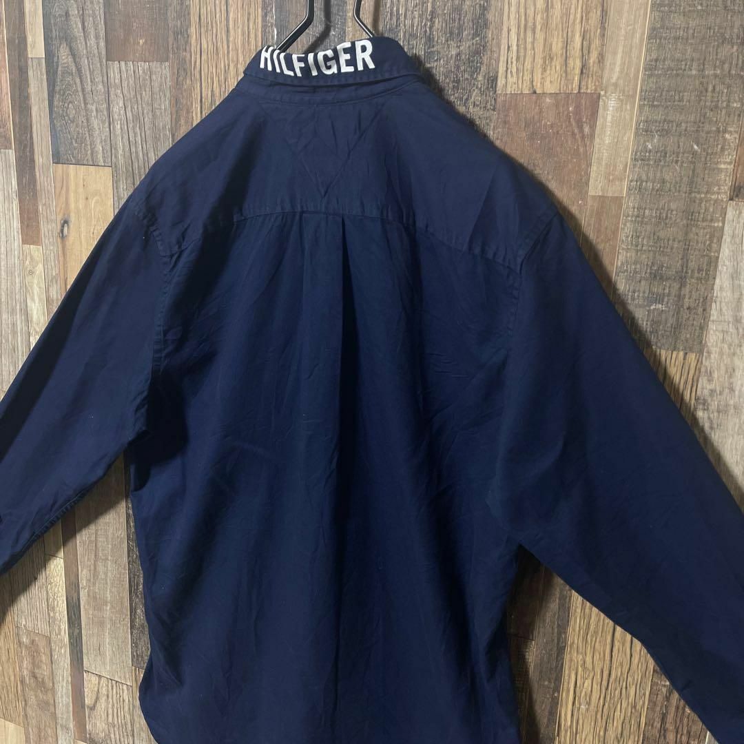 TOMMY HILFIGER(トミーヒルフィガー)のトミーヒルフィガー S ネイビー ロゴ メンズ シャツ USA古着 90s 長袖 メンズのトップス(シャツ)の商品写真