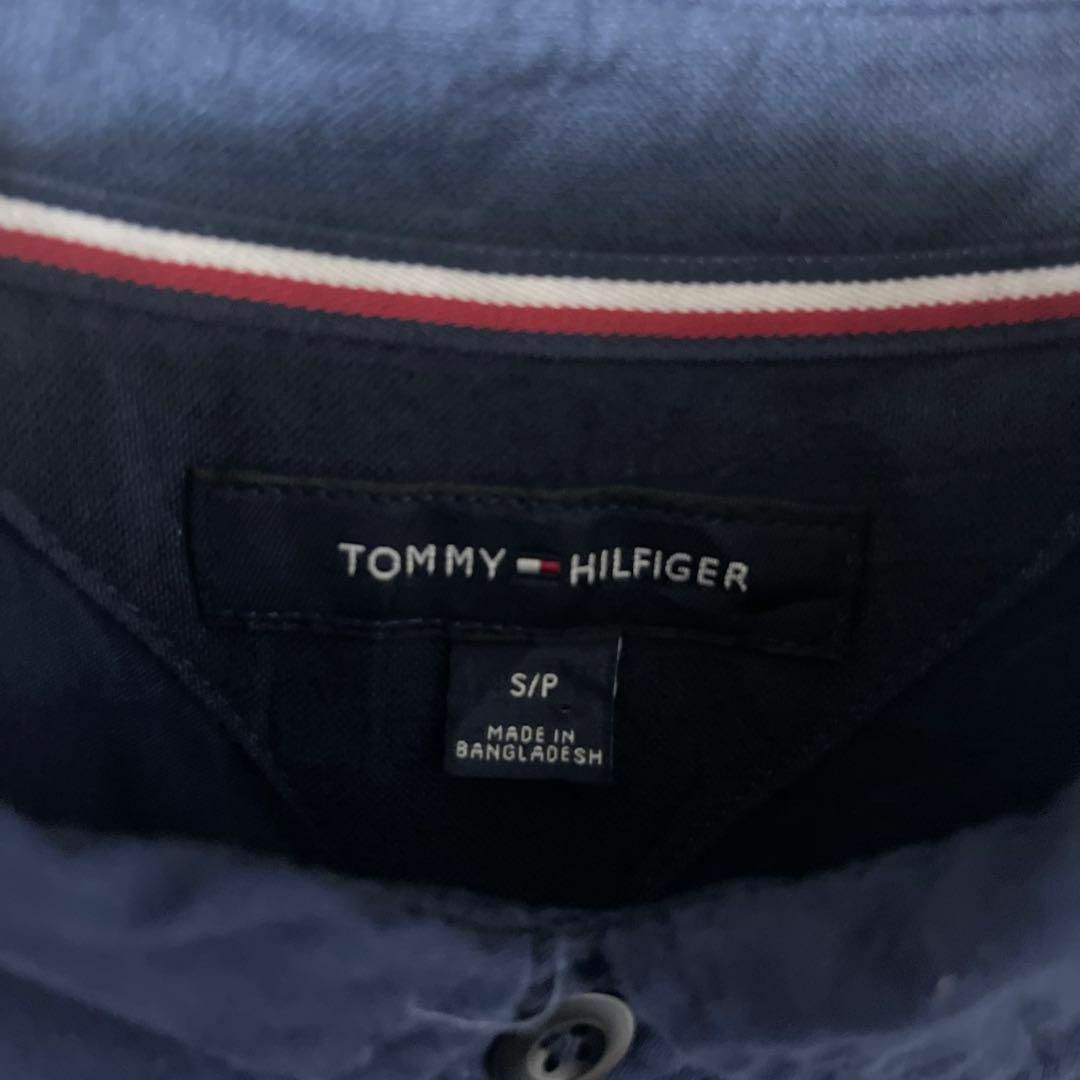 TOMMY HILFIGER(トミーヒルフィガー)のトミーヒルフィガー S ネイビー ロゴ メンズ シャツ USA古着 90s 長袖 メンズのトップス(シャツ)の商品写真