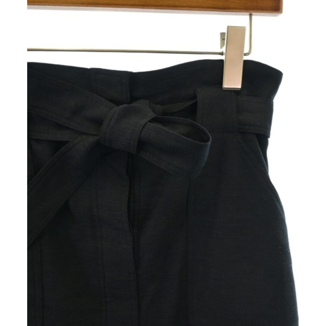 NOLLEY'S sophi(ノーリーズソフィー)のNolley's Sophi ひざ丈スカート 38(M位) 紺 【古着】【中古】 レディースのスカート(ひざ丈スカート)の商品写真
