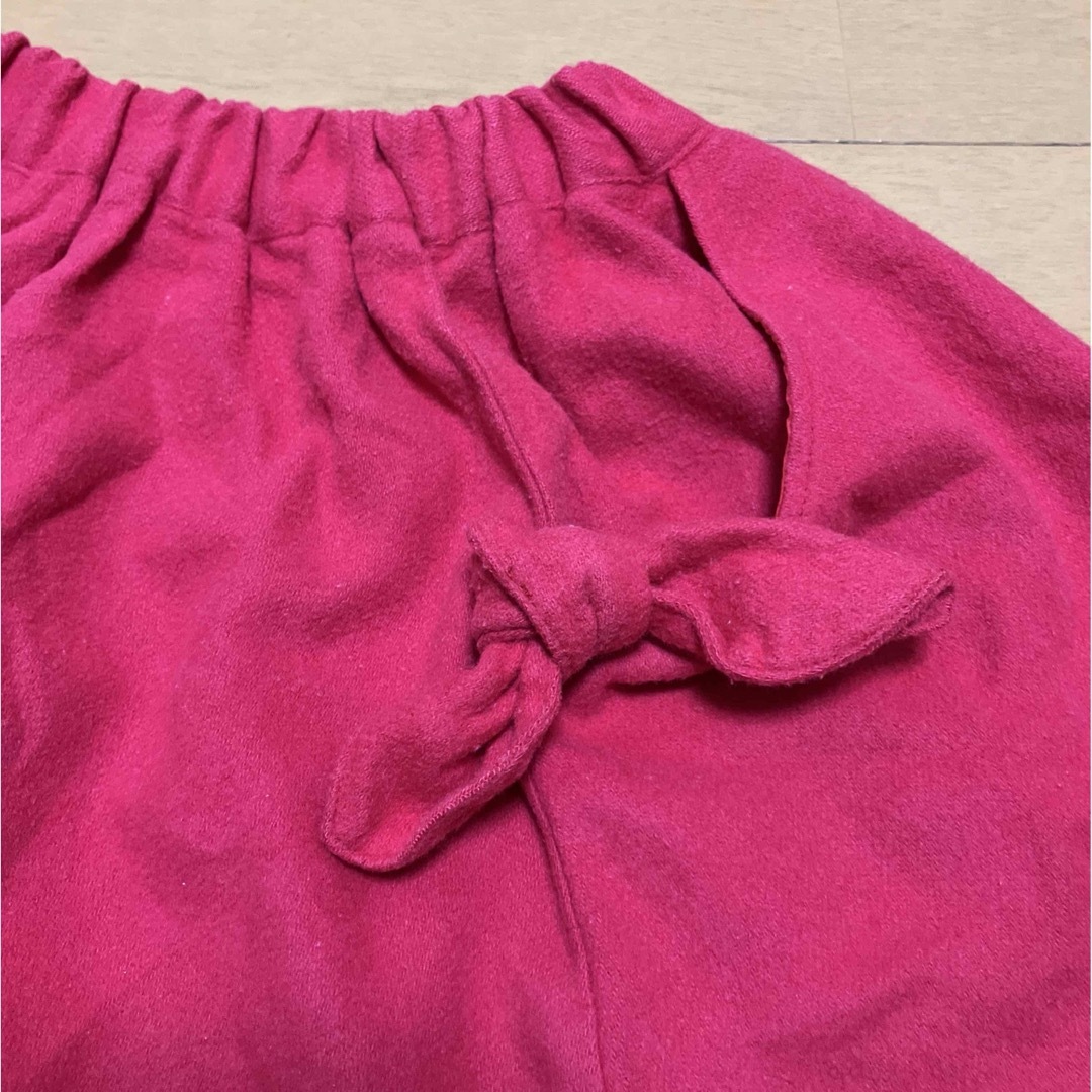 スカート　レッド　リボン大　120 キッズ/ベビー/マタニティのキッズ服女の子用(90cm~)(スカート)の商品写真