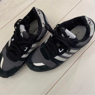 アディダス(adidas)のアディダス　スニーカー(スニーカー)