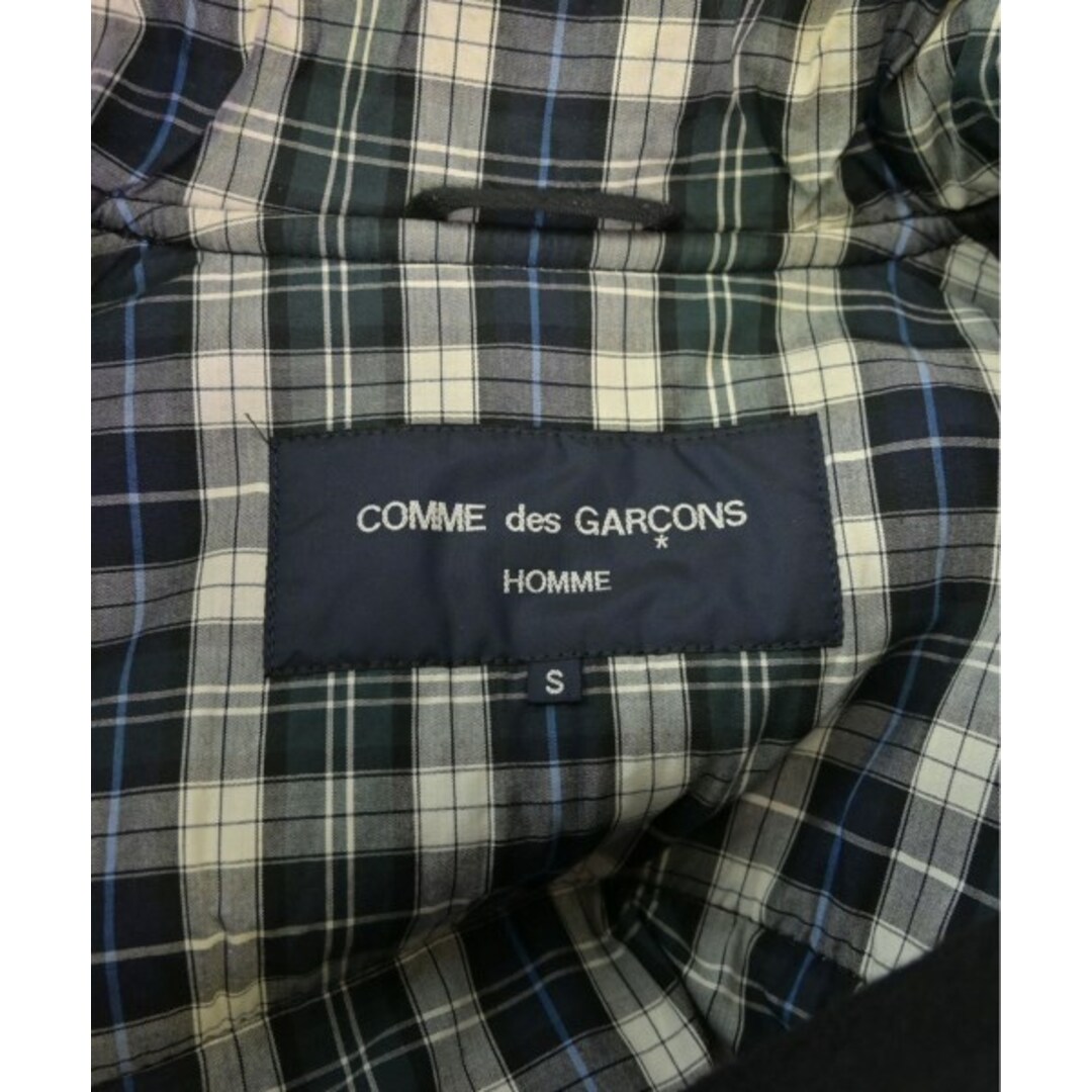 COMME des GARCONS HOMME(コムデギャルソンオム)のCOMME des GARCONS HOMME ダッフルコート S 黒 【古着】【中古】 メンズのジャケット/アウター(ダッフルコート)の商品写真
