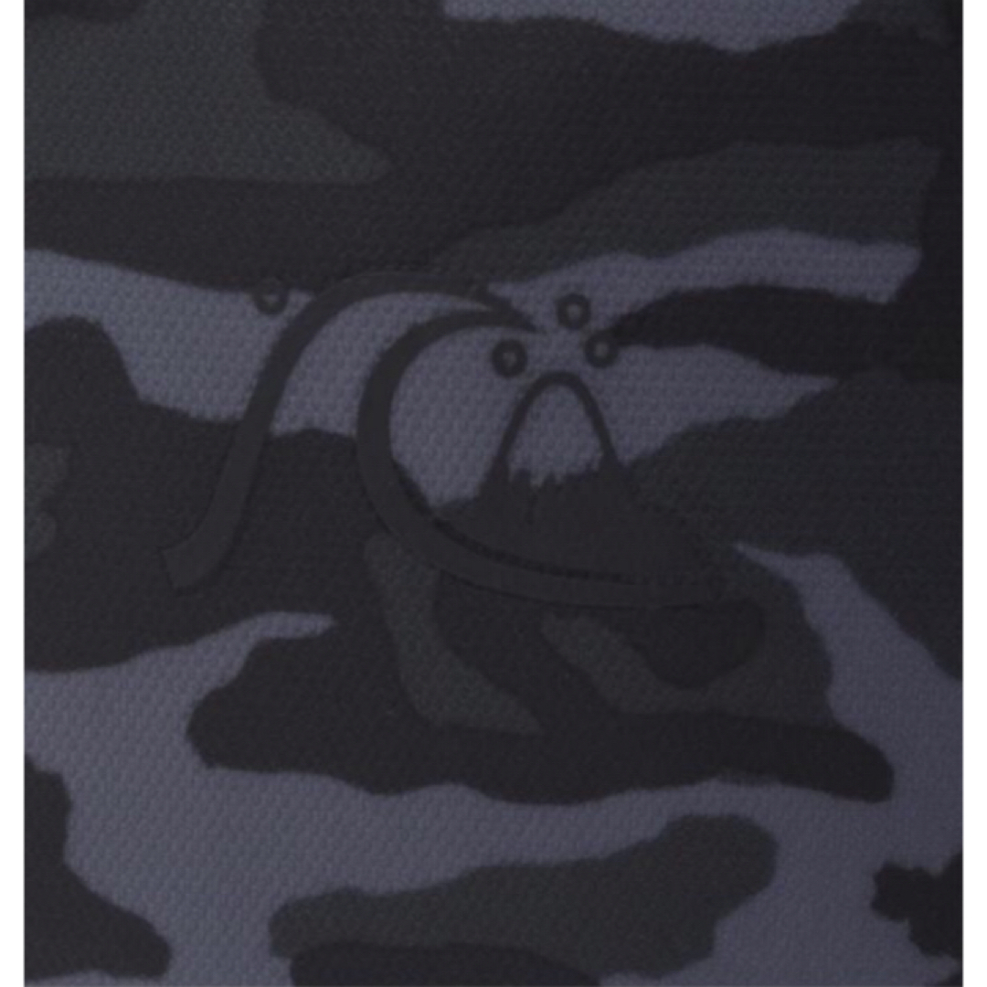 QUIKSILVER(クイックシルバー)のクイックシルバー ウエストバッグ 迷彩柄 カモフラ グレー 強力撥水 ポーチ メンズのバッグ(ウエストポーチ)の商品写真