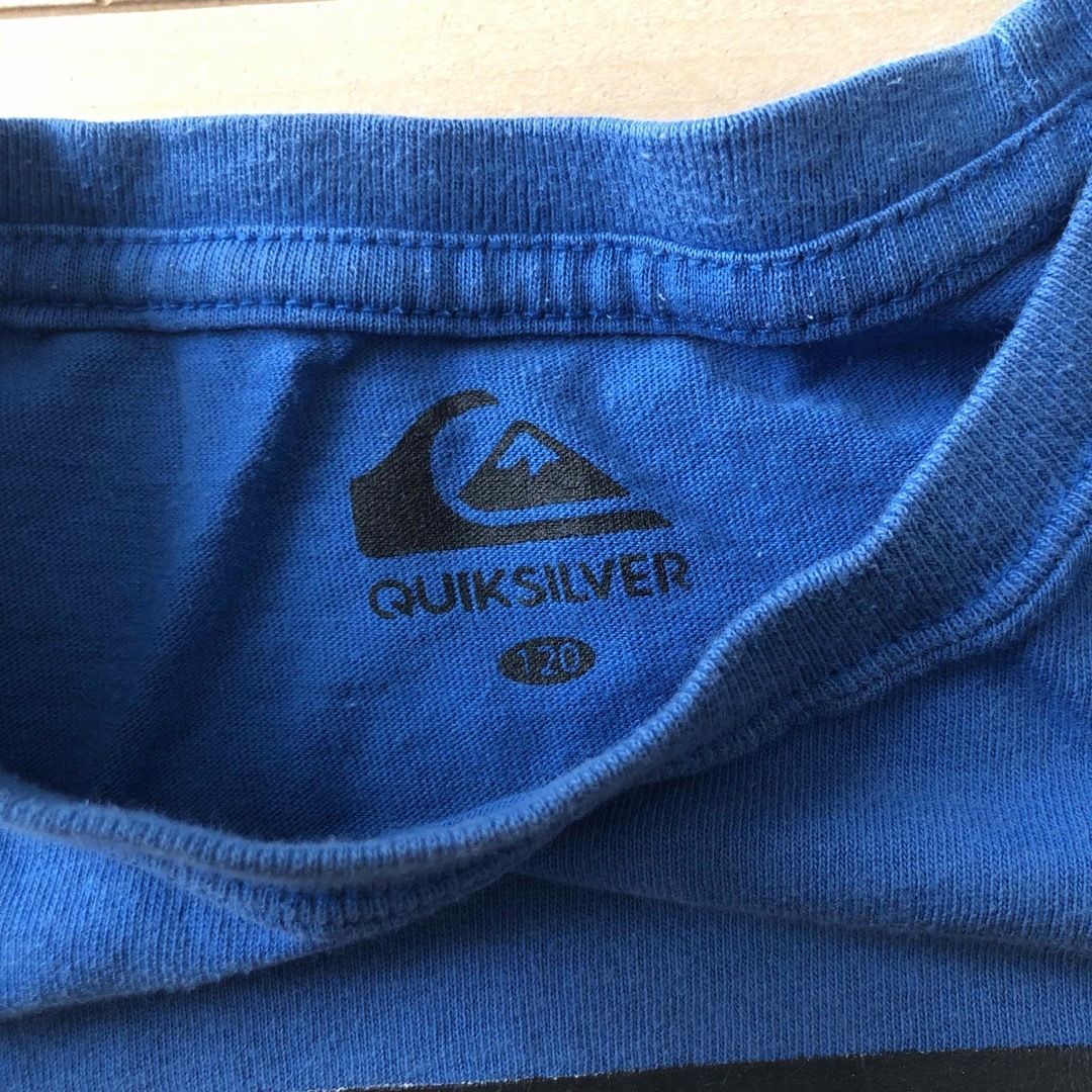 QUIKSILVER(クイックシルバー)のクイックシルバー　Tシャツ　120 キッズ/ベビー/マタニティのキッズ服男の子用(90cm~)(Tシャツ/カットソー)の商品写真