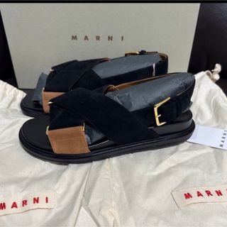 Marni - 新品タグ付き⭐︎MARNI マルニ⭐︎黒 フスベット クロスサンダル　38