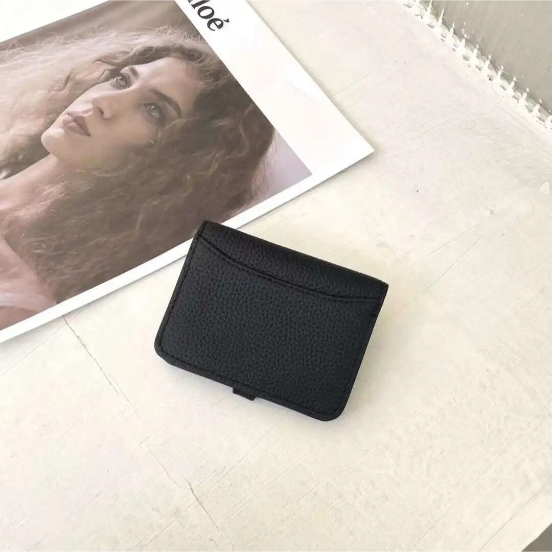 新品◼︎レザー 高級本革 ブラック カードケース カードホルダー レディースのファッション小物(名刺入れ/定期入れ)の商品写真