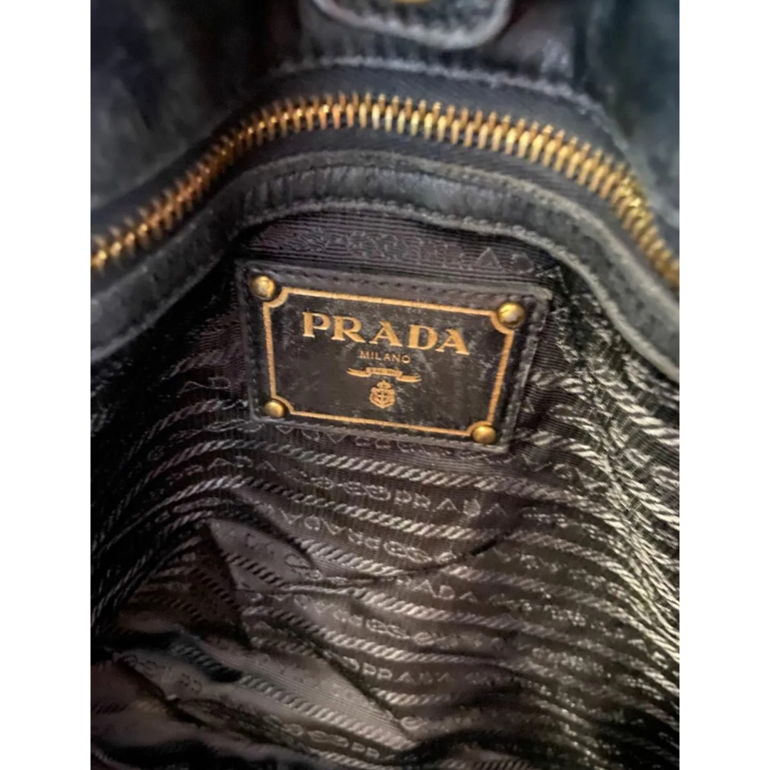 PRADA(プラダ)のPRADA ギャザー ハンドバッグ フリル ゴールド金具 ブラック　トートバッグ レディースのバッグ(ハンドバッグ)の商品写真