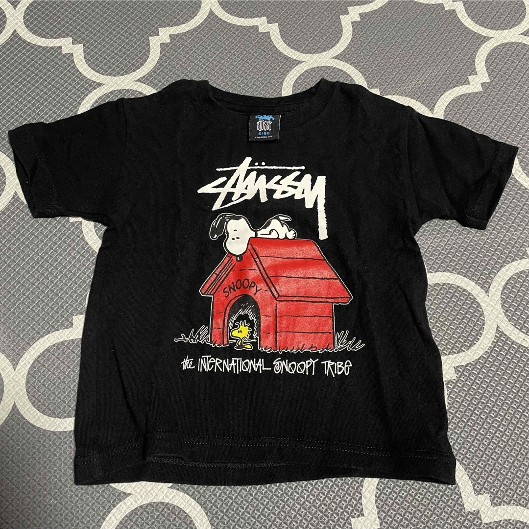 STUSSY(ステューシー)の○超美品○STUSSY×PEANUTS コラボ Tシャツ 90 キッズ/ベビー/マタニティのキッズ服男の子用(90cm~)(Tシャツ/カットソー)の商品写真