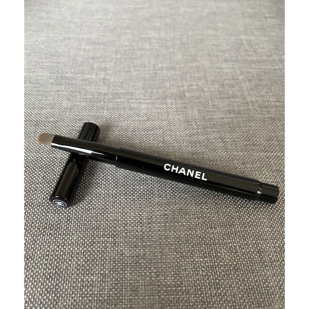 CHANEL(シャネル)のシャネル　パンソーレーヴル リップブラシ シャネル コスメ/美容のメイク道具/ケアグッズ(ブラシ・チップ)の商品写真