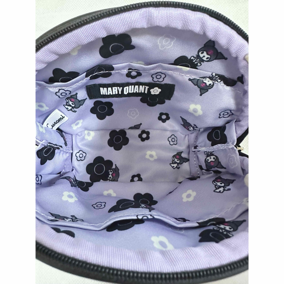 MARY QUANT(マリークワント)のmary quant♡クロミコラボエンボスラウンドポーチブラック レディースのファッション小物(ポーチ)の商品写真
