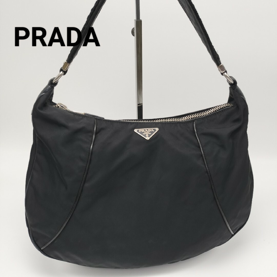 PRADA(プラダ)の未使用に近い✨プラダ　ショルダーバッグ　ブラック　黒 レディースのバッグ(ショルダーバッグ)の商品写真