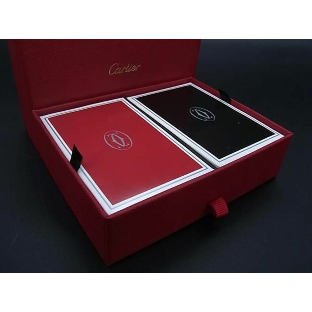 Cartier(カルティエ)の■未開封■新品■未使用■ Cartier カルティエ トランプ カードゲーム テーブルゲーム 2点セット レッド系×ブラック系 FA4088  レディースのアクセサリー(その他)の商品写真