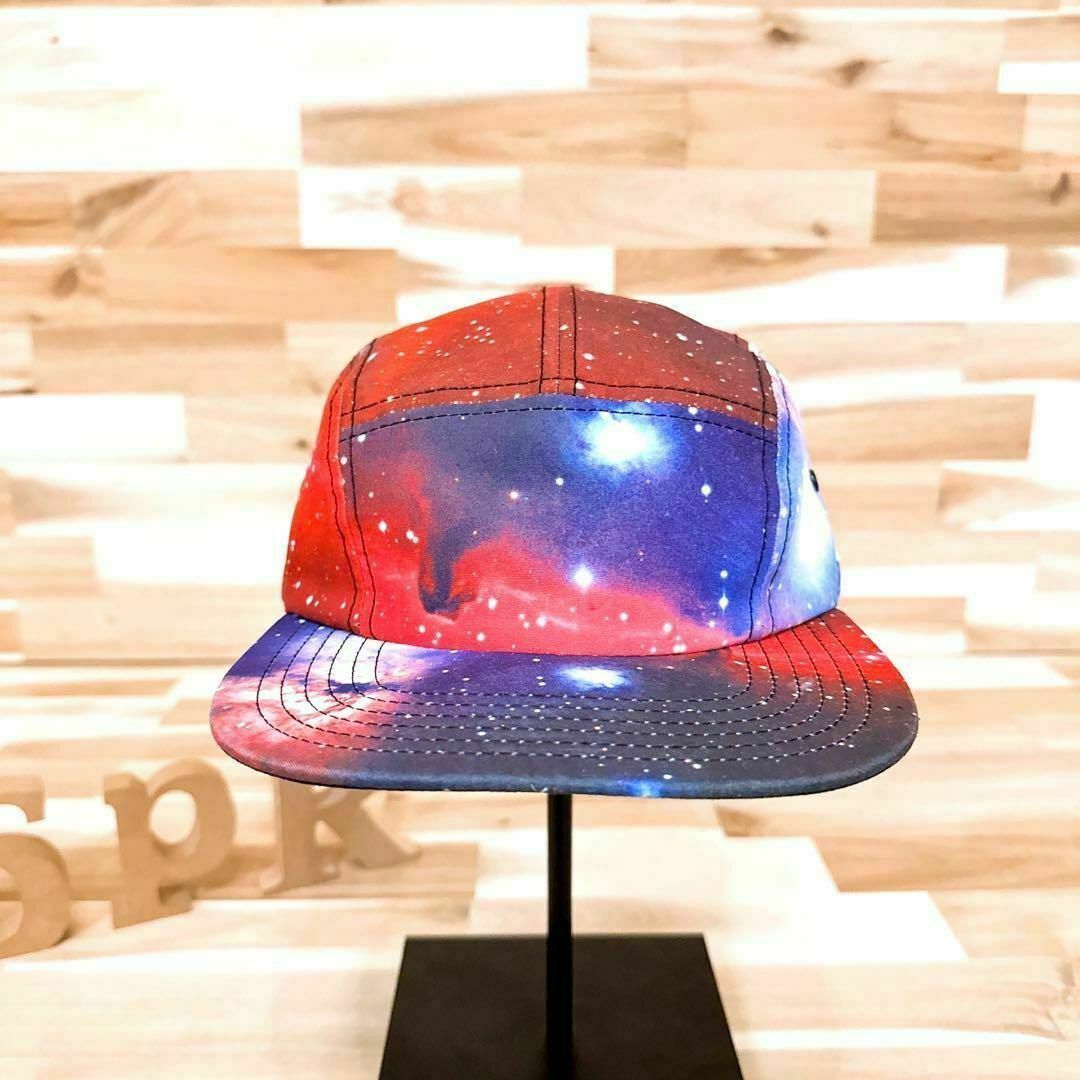 NEW ERA(ニューエラー)の廃盤【ニューエラ×ナサ】限定コラボ ギャラクシー ジェットキャップ 宇宙 赤×青 メンズの帽子(キャップ)の商品写真