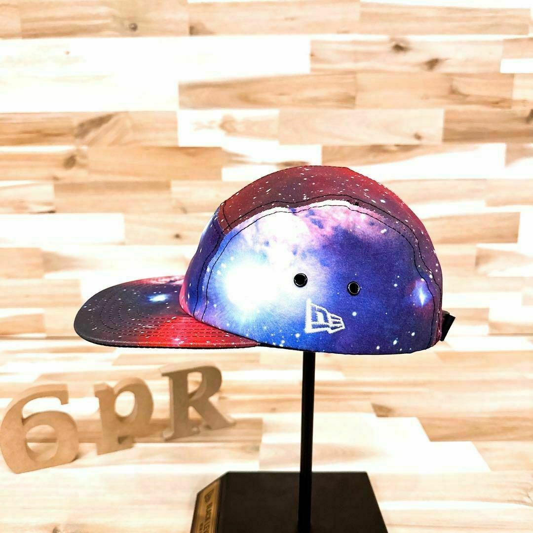 NEW ERA(ニューエラー)の廃盤【ニューエラ×ナサ】限定コラボ ギャラクシー ジェットキャップ 宇宙 赤×青 メンズの帽子(キャップ)の商品写真