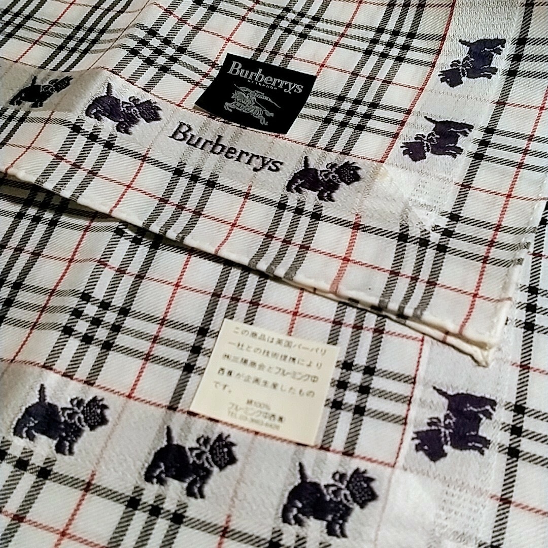 BURBERRY(バーバリー)のBURBERRY ハンカチ レディースのファッション小物(ハンカチ)の商品写真