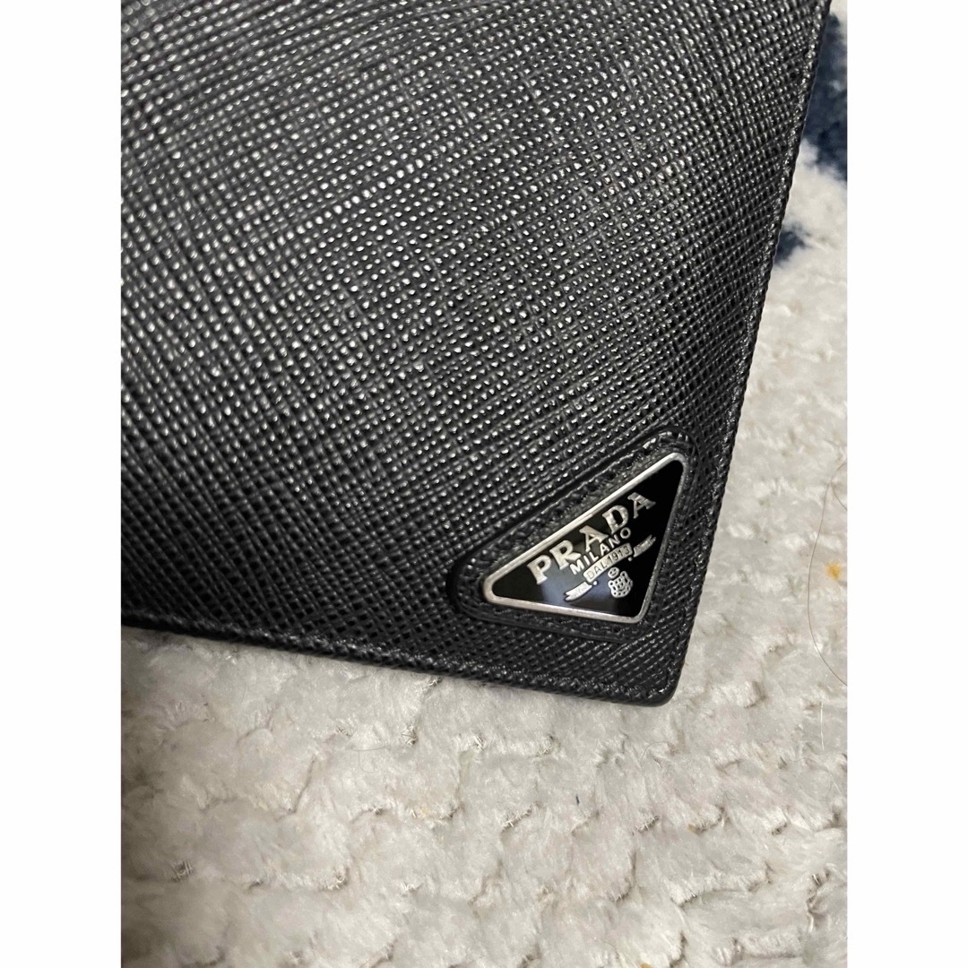 PRADA(プラダ)のプラダ　二つ折り財布　早い者勝ち！ メンズのファッション小物(折り財布)の商品写真