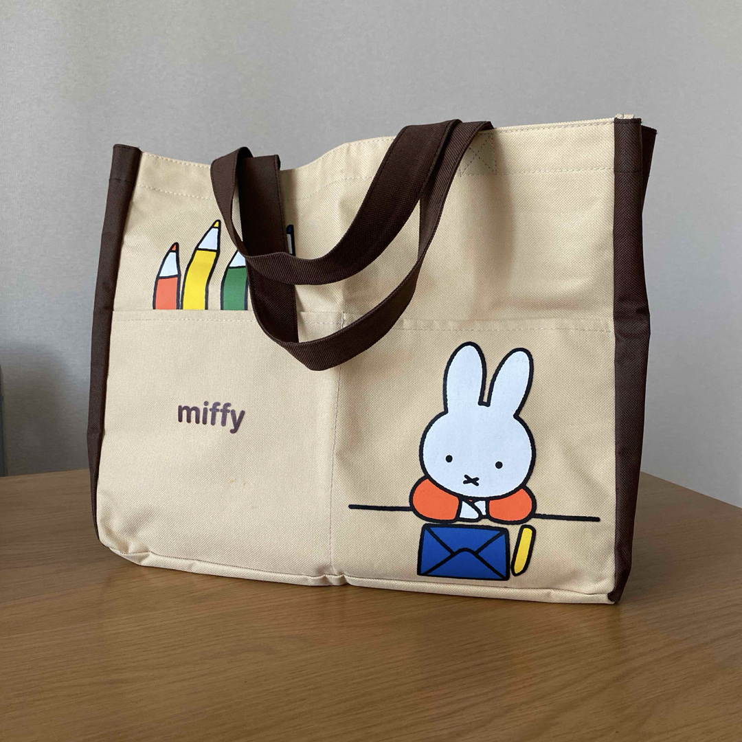 miffy ミッフィー　エコバッグ　トートバッグ エンタメ/ホビーのおもちゃ/ぬいぐるみ(キャラクターグッズ)の商品写真