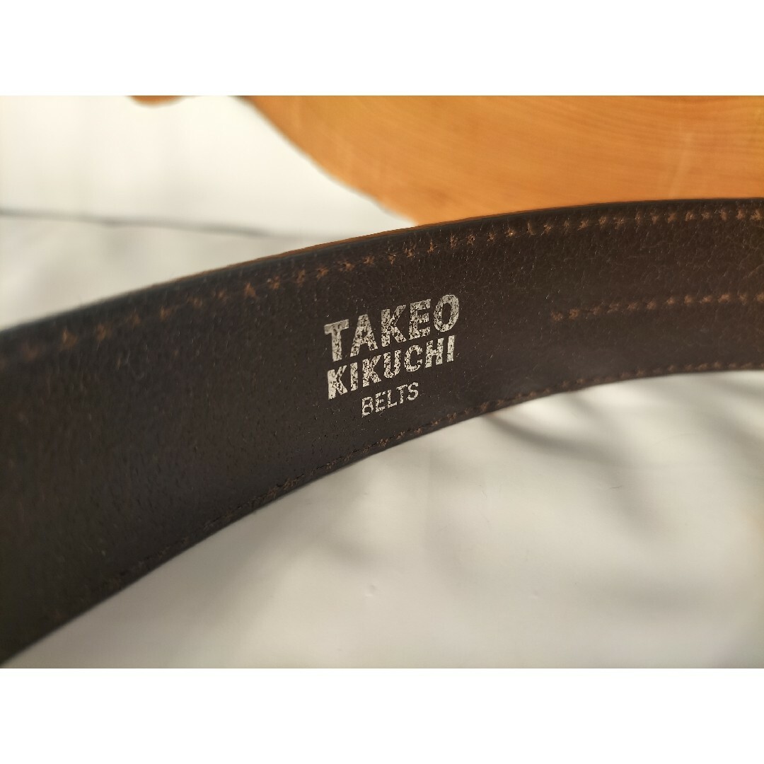 TAKEO KIKUCHI(タケオキクチ)の【ヴィンテージ】ＴＡＫＥＯ　ＫＩＫＵＣＨＩ　正規品　高級レザーベルト　本革/真鍮 メンズのファッション小物(ベルト)の商品写真