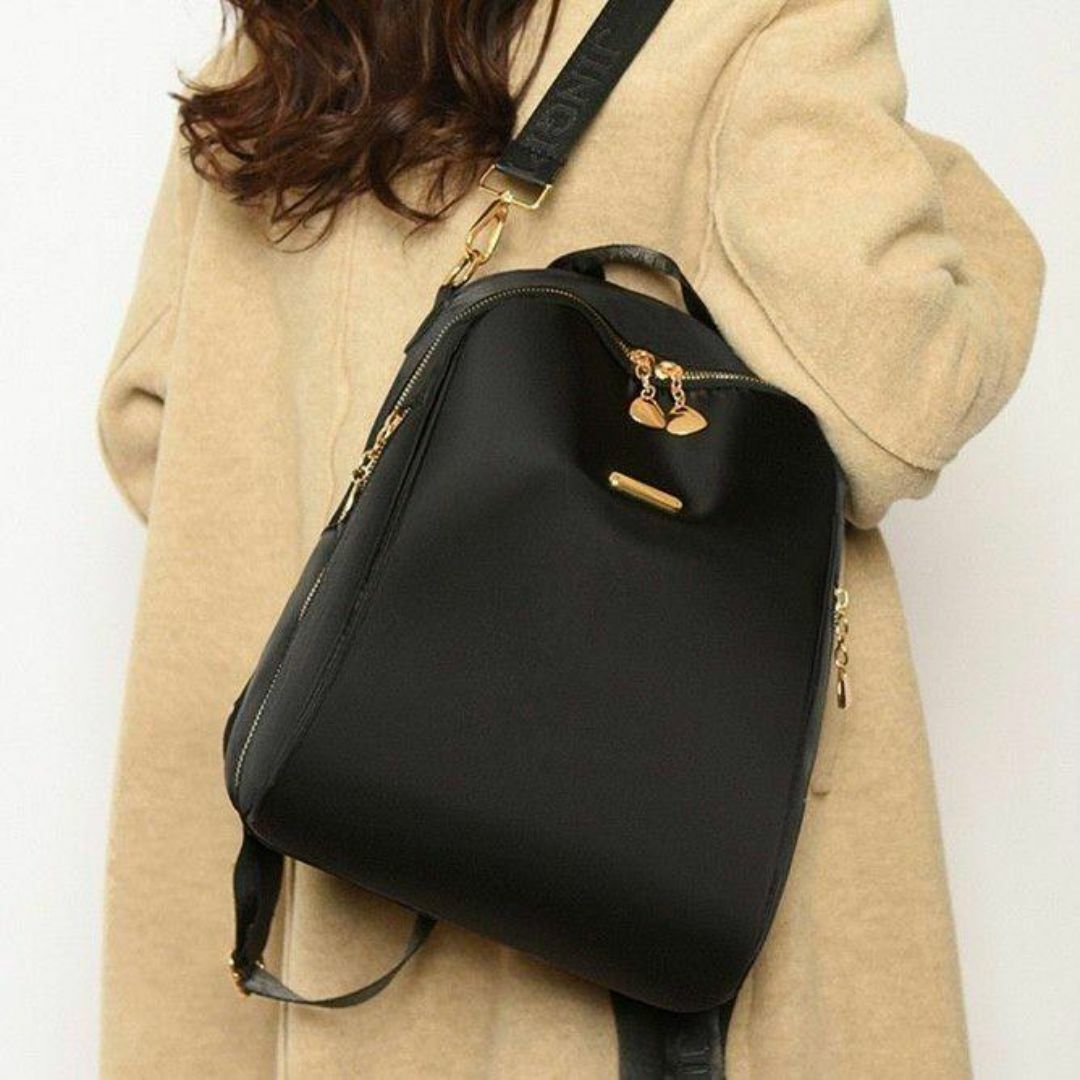 ミニ リュック ブラック 黒 レディース バッグ オシャレ シンプル 軽量 レディースのバッグ(リュック/バックパック)の商品写真