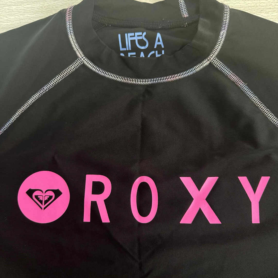 Roxy(ロキシー)のROXY ラッシュガード Lサイズ※右の袖口に汚れあり レディースの水着/浴衣(水着)の商品写真