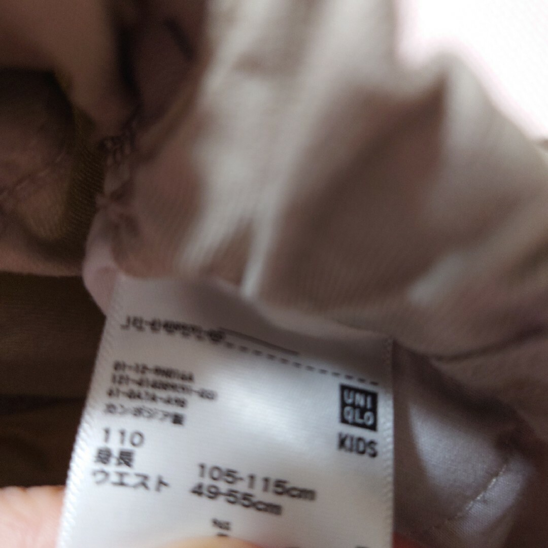 UNIQLO(ユニクロ)のUNIQLO　七分丈パンツ　110 ベージュ キッズ/ベビー/マタニティのキッズ服男の子用(90cm~)(パンツ/スパッツ)の商品写真