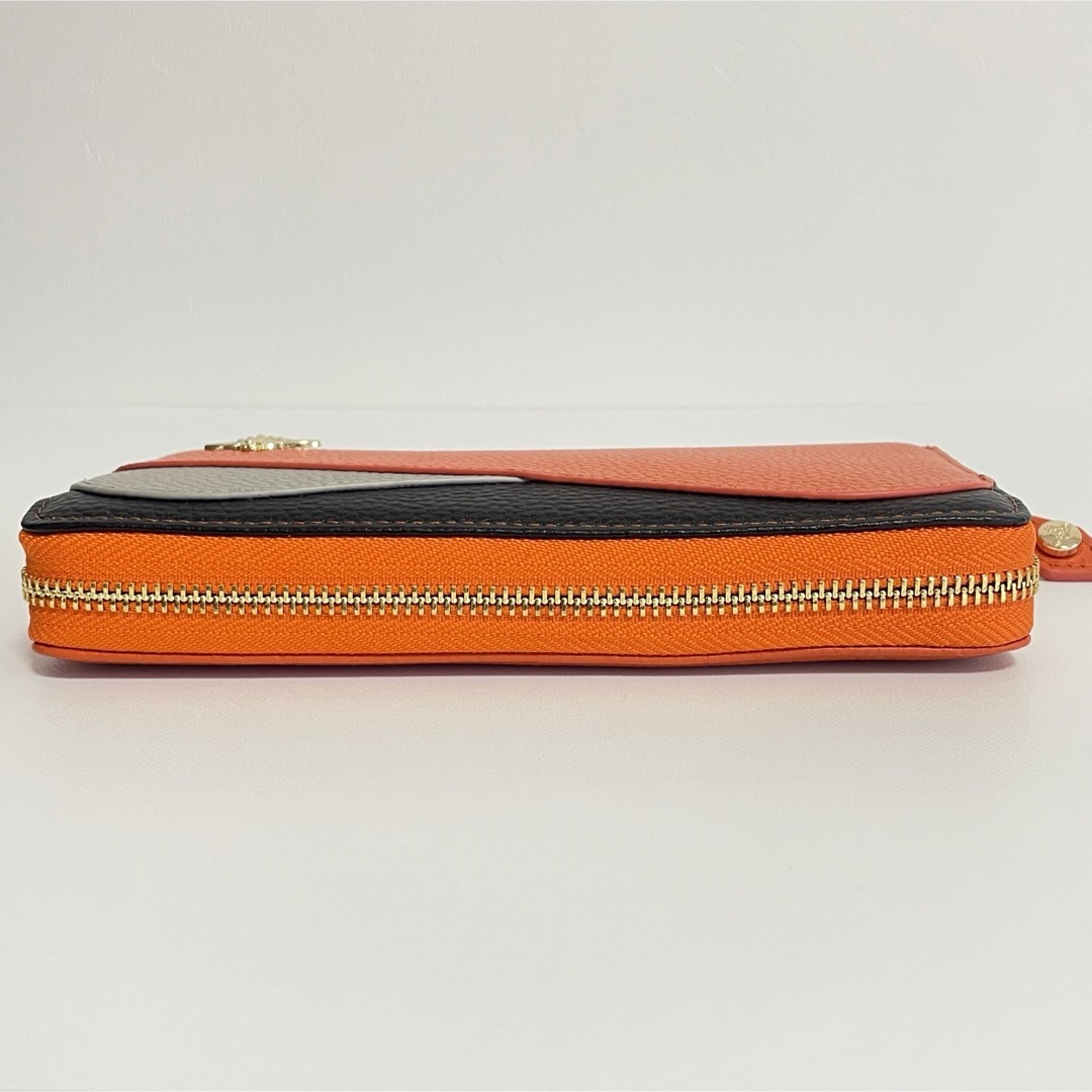Vivienne Westwood(ヴィヴィアンウエストウッド)の【1点限り】新品 未使用 Vivienne Westwood 長財布  レザー  レディースのファッション小物(財布)の商品写真