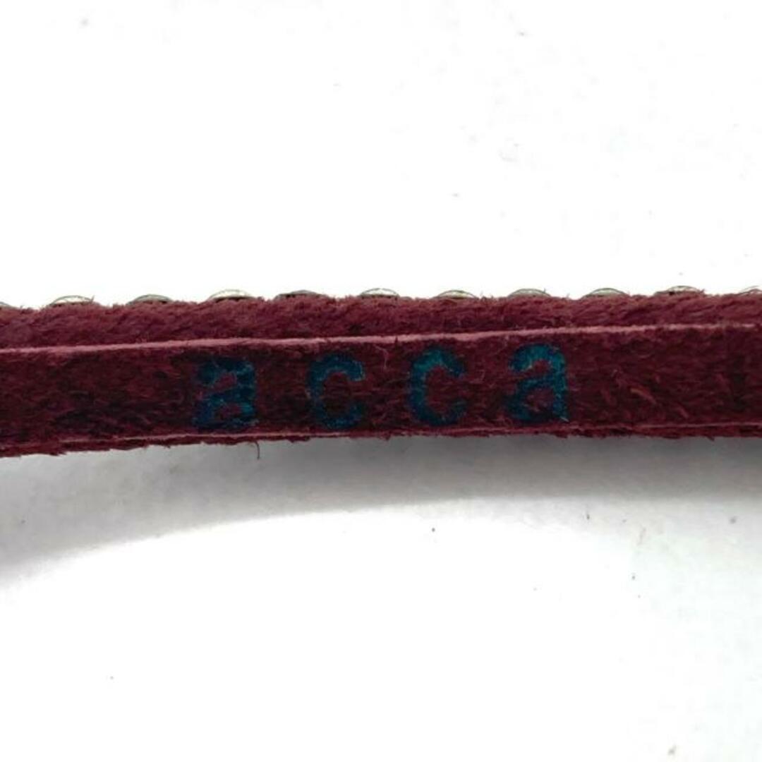 acca(アッカ)のacca(アッカ) カチューシャ - スエード×ラインストーン ボルドー レディースのヘアアクセサリー(カチューシャ)の商品写真