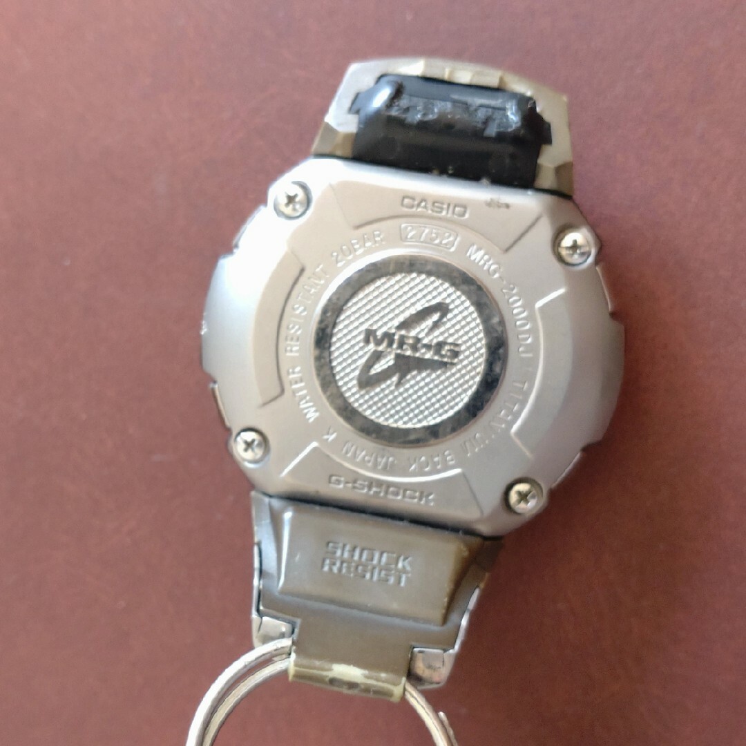 カシオG-SHOCK MR-G チタン 　電波ソーラー 2000DJ カラナビ メンズの時計(腕時計(デジタル))の商品写真