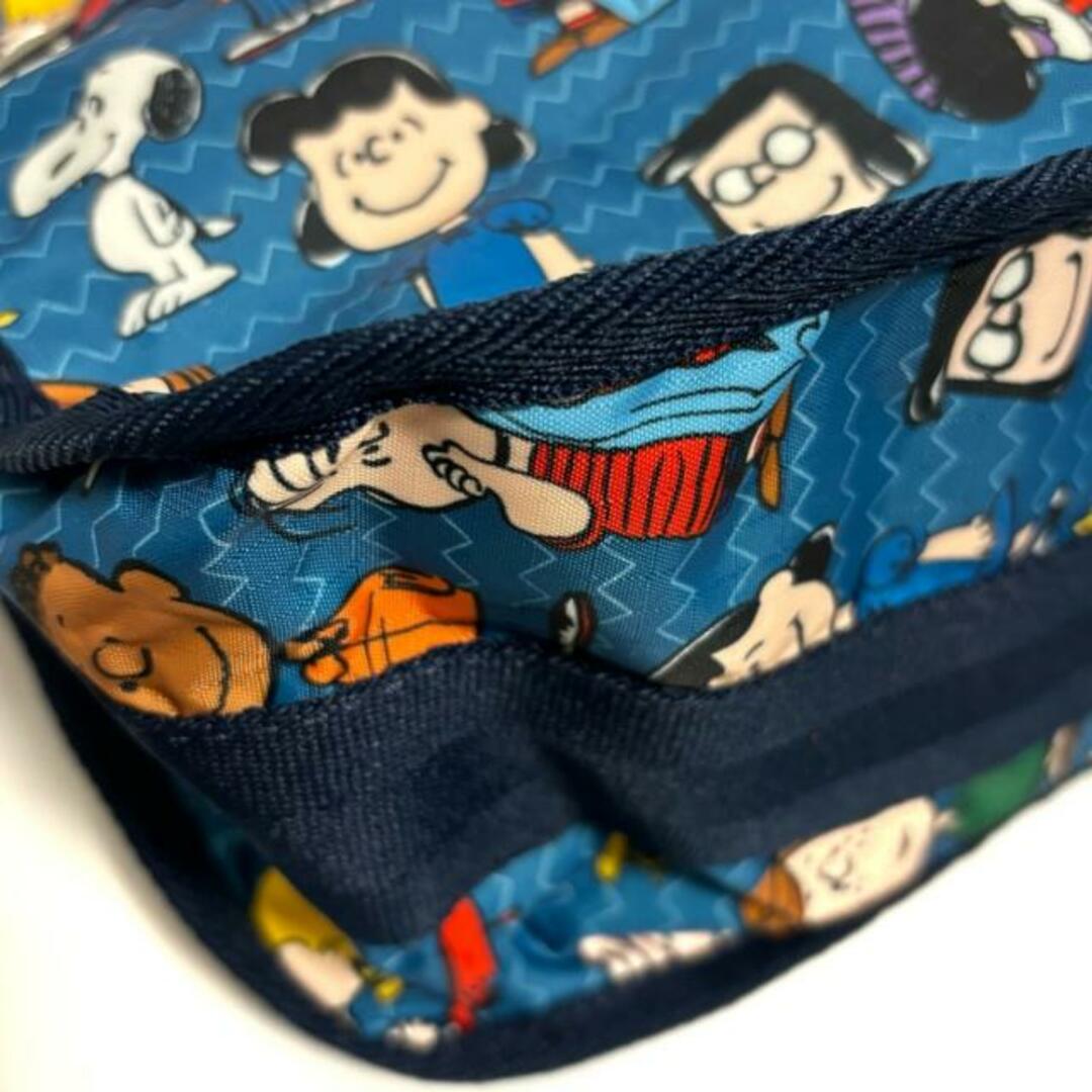 LeSportsac(レスポートサック)のLESPORTSAC(レスポートサック) ショルダーバッグ美品  - ブルー×ネイビー×マルチ PEANUTS レスポナイロン レディースのバッグ(ショルダーバッグ)の商品写真