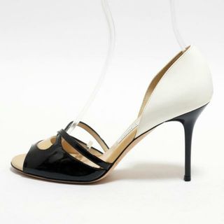 ジミーチュウ(JIMMY CHOO)のJIMMY CHOO(ジミーチュウ) パンプス 36 レディース - 白×黒×ベージュ オープントゥ エナメル（レザー）(ハイヒール/パンプス)