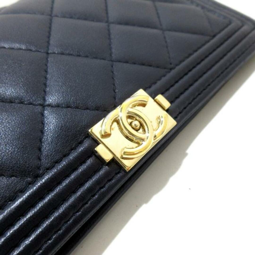 CHANEL(シャネル)のCHANEL(シャネル) 長財布美品  ボーイシャネル,マトラッセ ダークネイビー ゴールド金具 ラムスキン レディースのファッション小物(財布)の商品写真