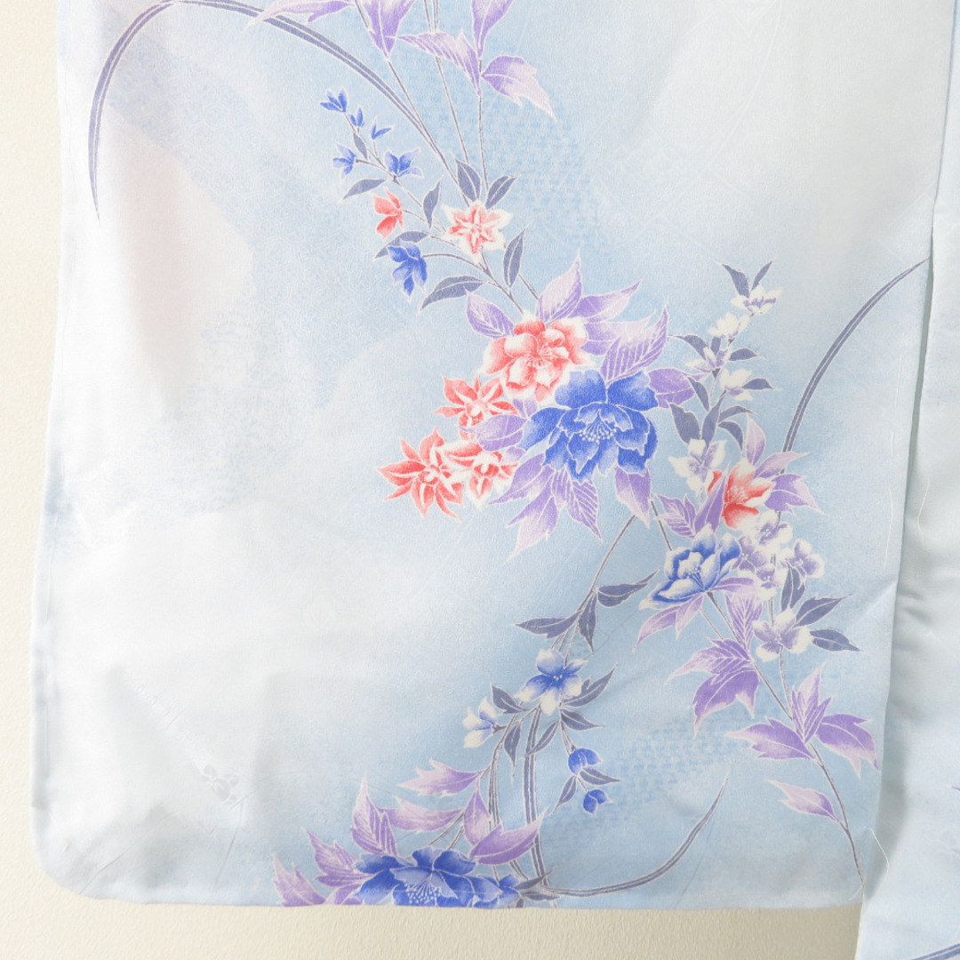 小紋 牡丹に花文様 薄青色 袷 広衿 洗える着物 仕立て上がり ポリエステル着物 身丈160cm レディースの水着/浴衣(着物)の商品写真