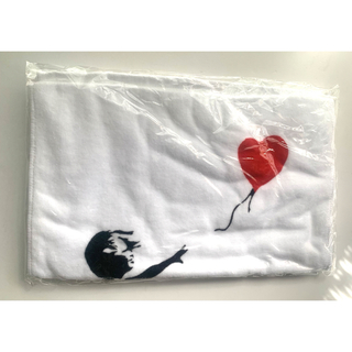 ♠️新品♠️バンクシー展フェイスタオル「girl with balloon」(絵画/タペストリー)