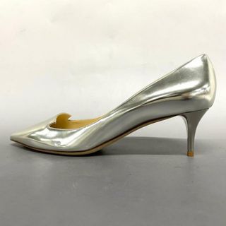 ジミーチュウ(JIMMY CHOO)のJIMMY CHOO(ジミーチュウ) パンプス 38　1/2 レディース - シルバーゴールド レザー(ハイヒール/パンプス)