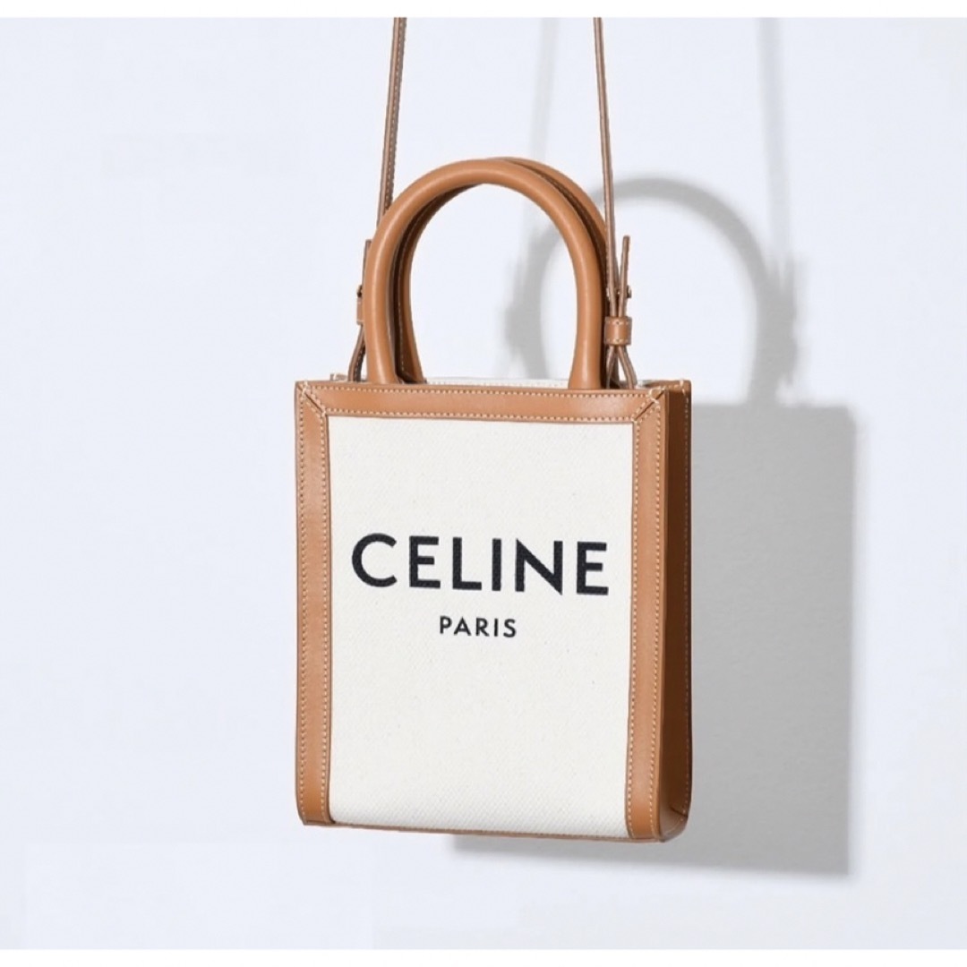 celine(セリーヌ)のCELINE ミニ バーティカル カバ  レディースのバッグ(ショルダーバッグ)の商品写真