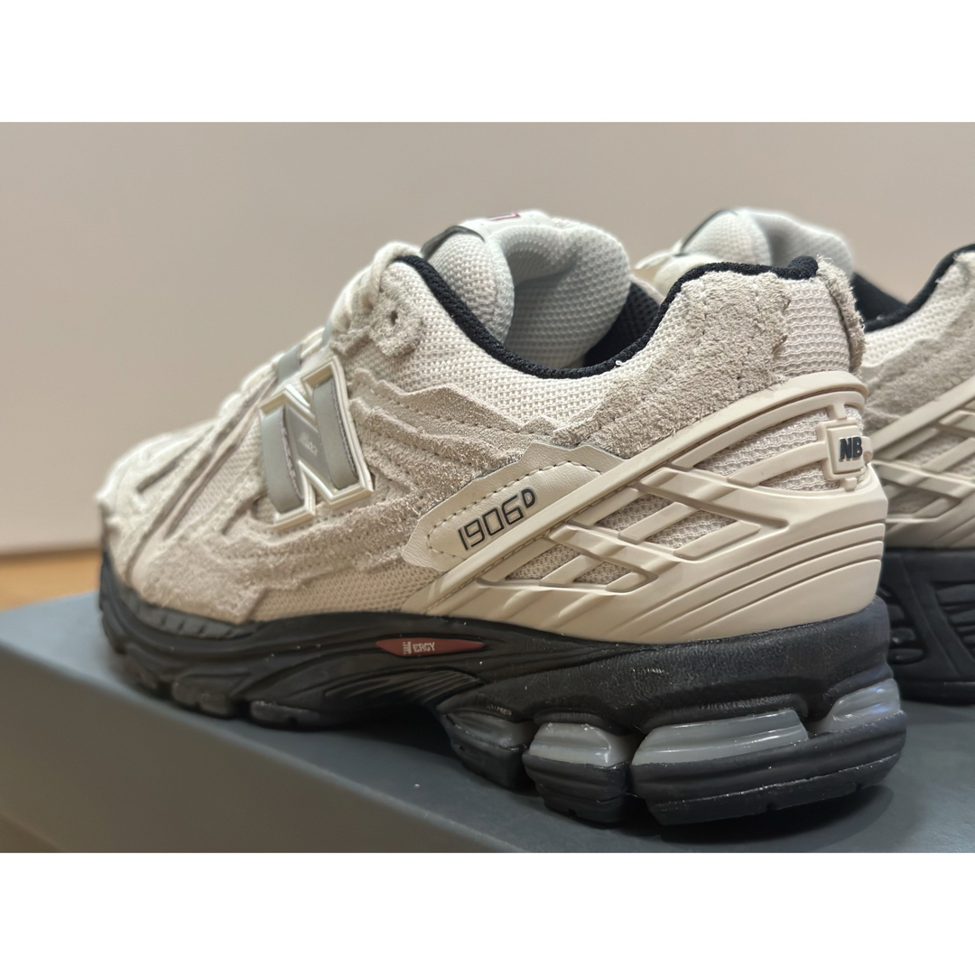 New Balance(ニューバランス)の人気モデル！New Balance M1906DB 25.0㎝ ニューバランス レディースの靴/シューズ(スニーカー)の商品写真