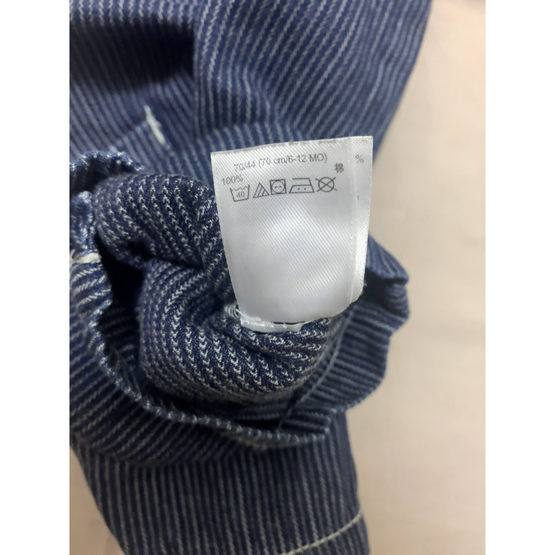 babyGAP(ベビーギャップ)のbaby GAP デニムロンパース 70 キッズ/ベビー/マタニティのベビー服(~85cm)(ロンパース)の商品写真