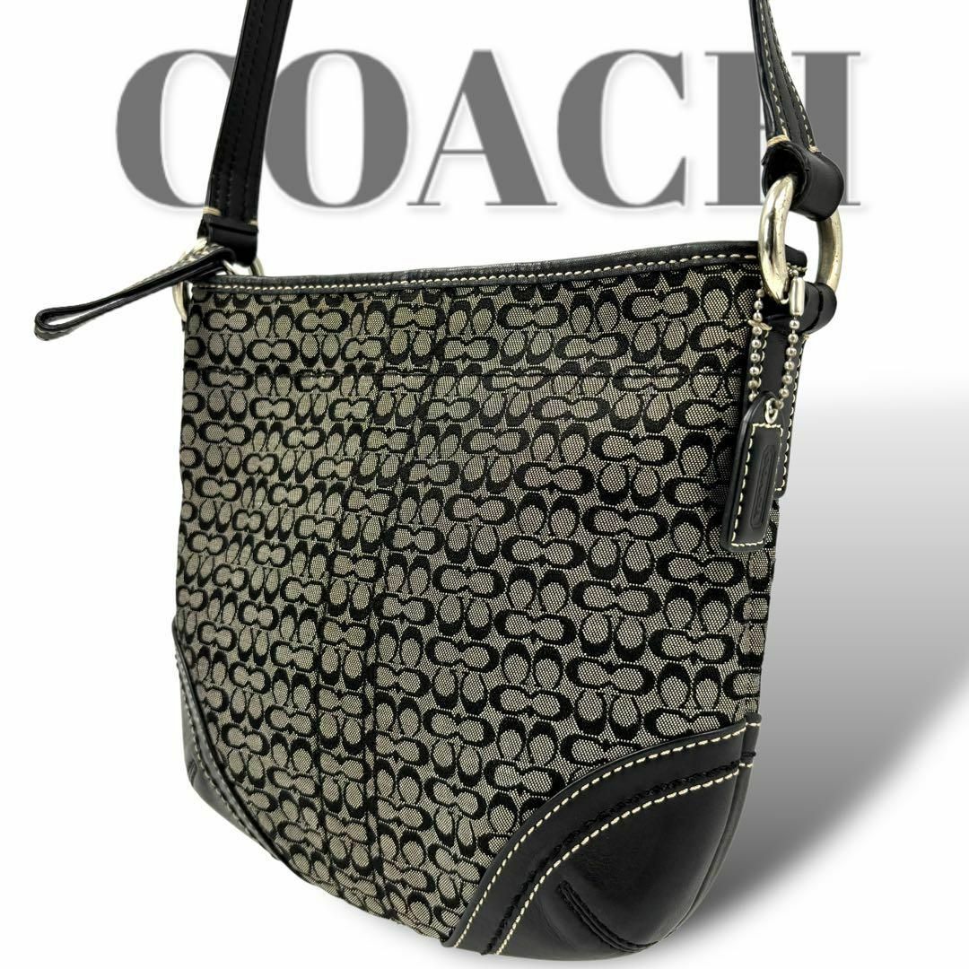 COACH(コーチ)のコーチ　ショルダーバッグ　ミニシグネチャー　黒　クロスボディ　斜め掛け レディースのバッグ(ショルダーバッグ)の商品写真
