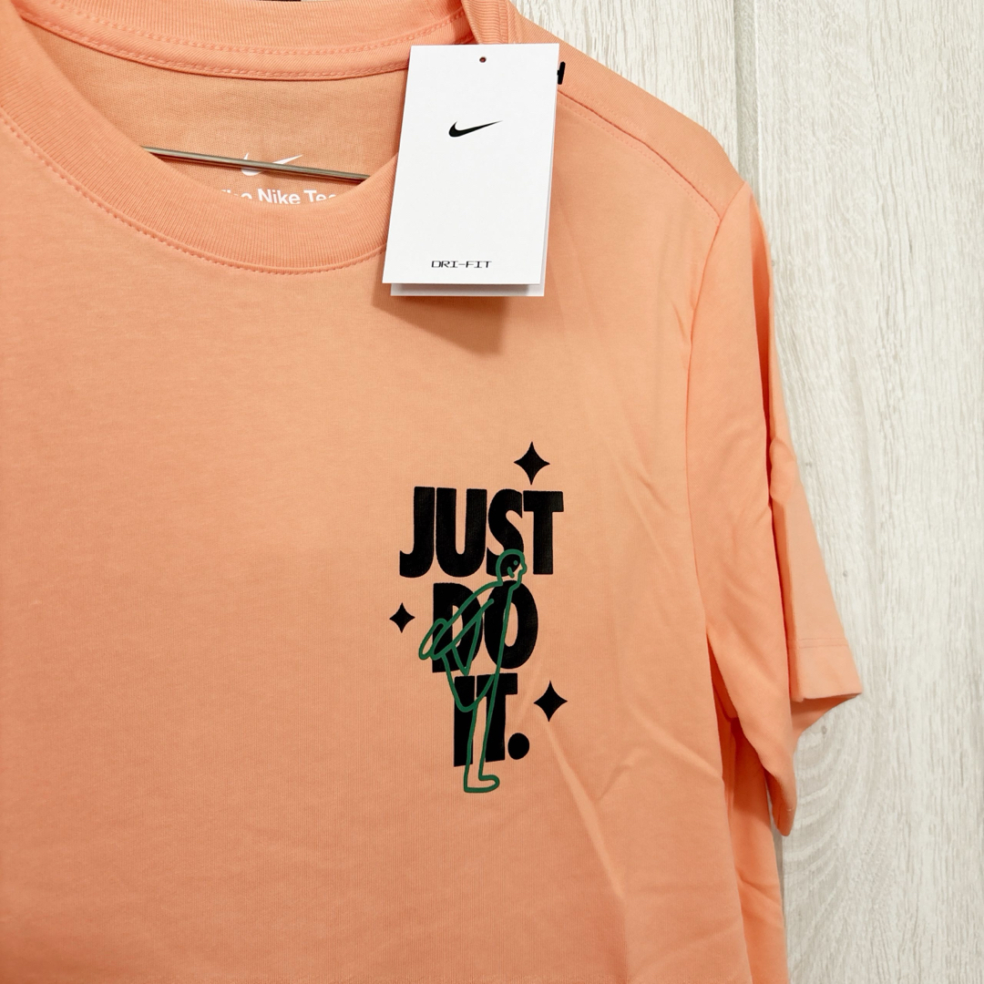 NIKE(ナイキ)の新品★NIKE★トレーニングウェア★半袖tシャツ★Lサイズ メンズのトップス(Tシャツ/カットソー(半袖/袖なし))の商品写真